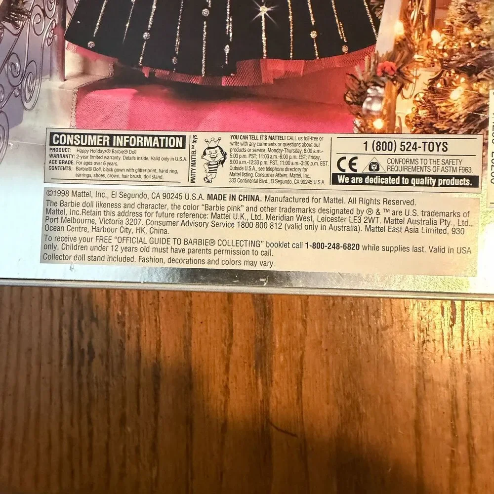 1998 Happy Holidays Barbie Special Edition NRFB Mattel Christmas Doll 20200